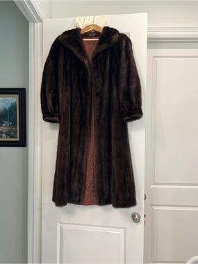 Classic Women's Dark Brown Fur Coat – Luxurious Full-Length Outerwear